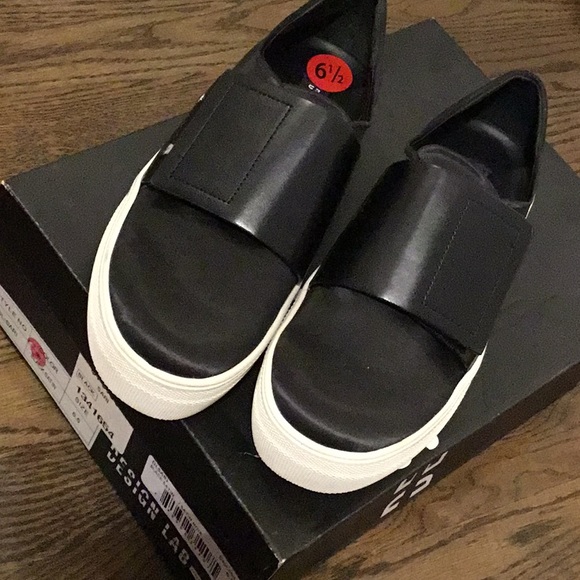 Casual shoes - Picture 2 of 2